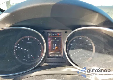 2017 Hyundai Santa Fe Sport z USA, uszkodzony, nr VIN 5NMZWDLA1HH045364